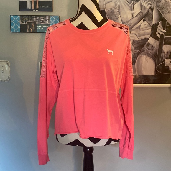 PINK Victoria's Secret Tops - PINK cropped long sleeve